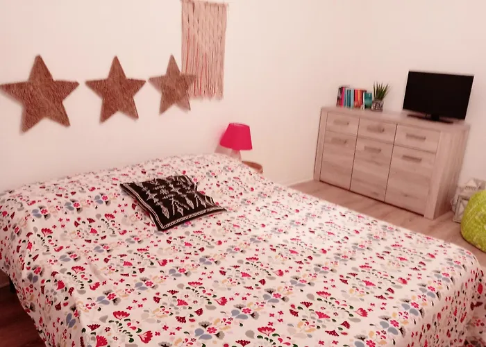 Apartamento Elegant, Cozy, Between The Centre And The Seaside