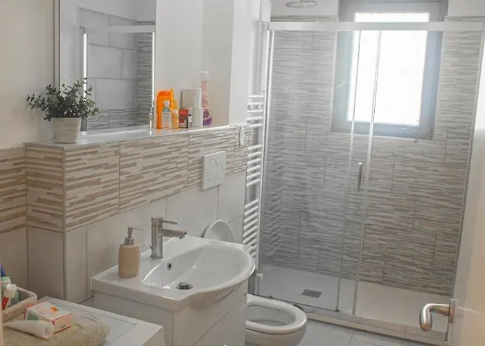 Elegant, Cozy, Between The Centre And The Seaside * Trieste