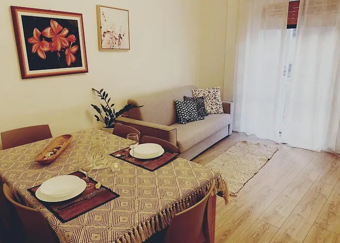 Elegant, Cozy, Between The Centre And The Seaside Apartamento *